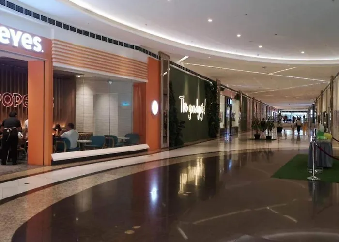 The Iconic: Comfortable Living By Awsom Phil Apartment